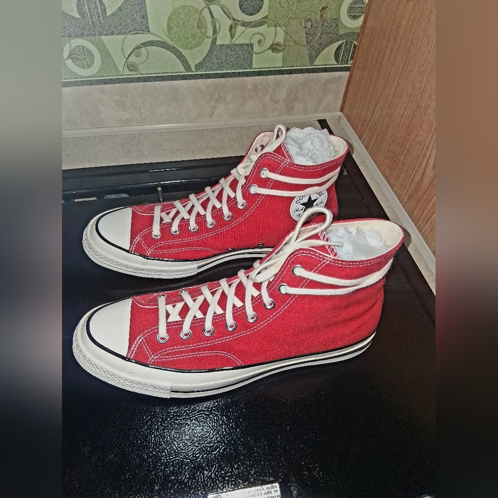 Converse Chuck 70 High Top - Enamel Red (Men’s 11.5 / Women’s 13.5) - Picture 5 of 8